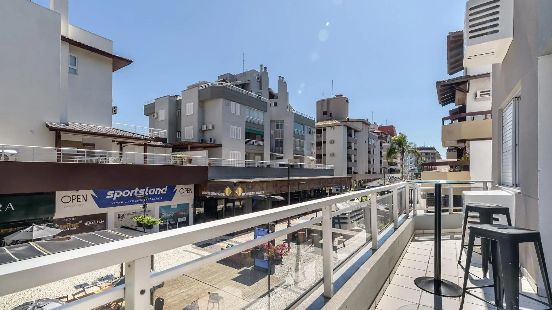 Apto no Open Shopping Jurerê internacional SBS106 Apartamento Florianópolis 0*,  Brasil